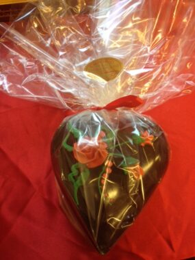 Cuore di Cioccolato Extra Fondente decorato a mano 200 gr